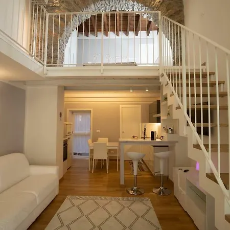 Center Loft * La Spezia