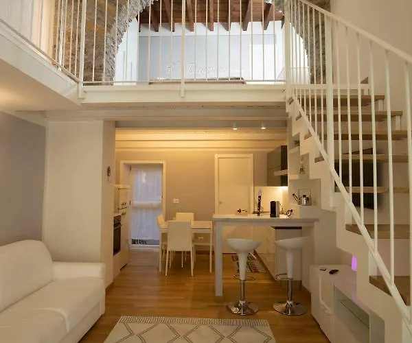 Center Loft * La Spezia